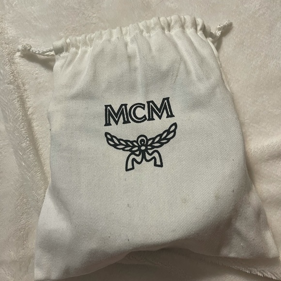 MCM belt - Picture 3 of 4